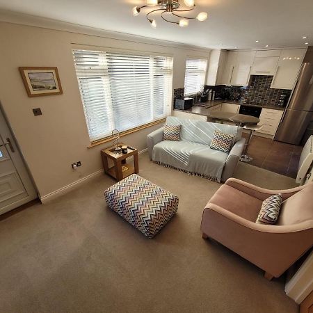The Mumbles - Bungalow - 2 Bedrooms - Pet Friendly Swansea Eksteriør billede