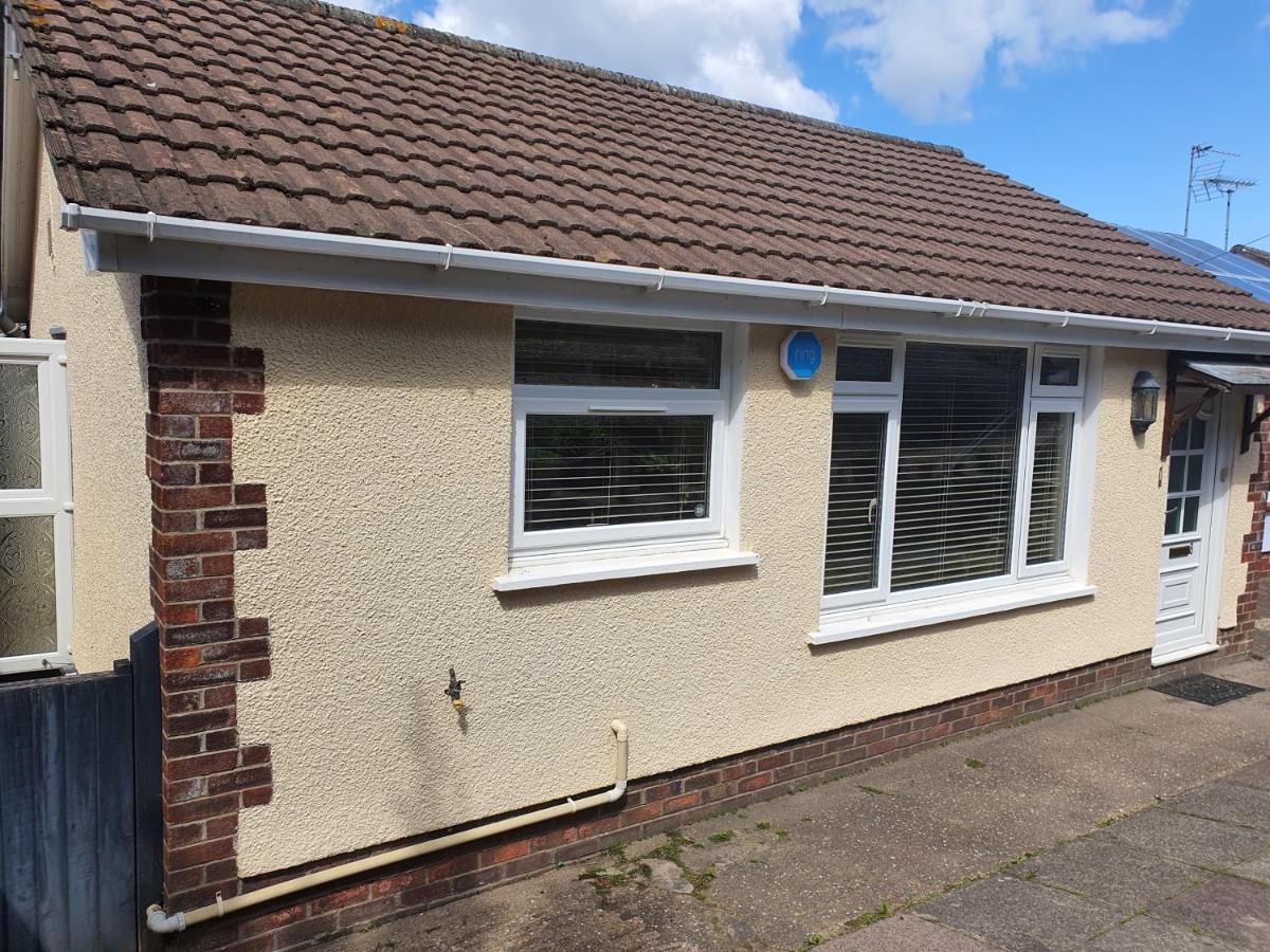The Mumbles - Bungalow - 2 Bedrooms - Pet Friendly Swansea Eksteriør billede